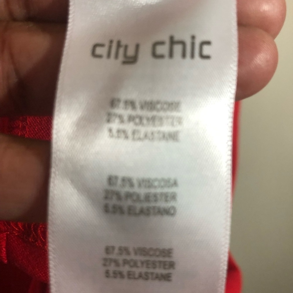 City Chic Flared Red Dress with Cap Sleeves Size S/16 - Picture 4 of 11